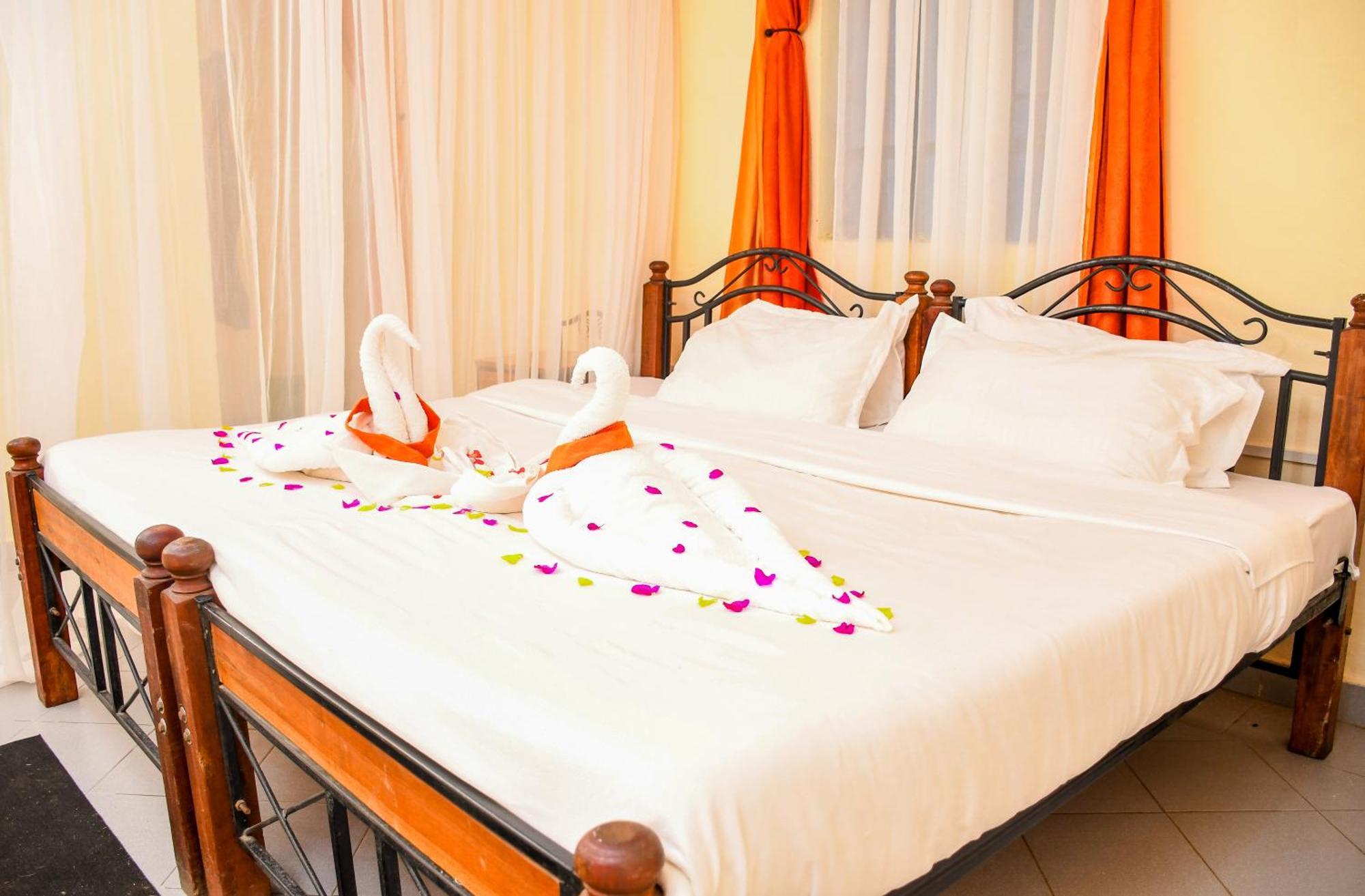 Naivasha Peppercorn Holiday Resort Bagian luar foto
